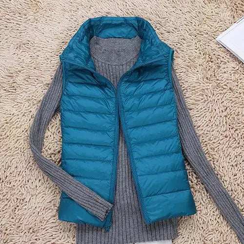 Womens Lightweight Puffer Vest with Full-Length Zip and Quilted Silhouette