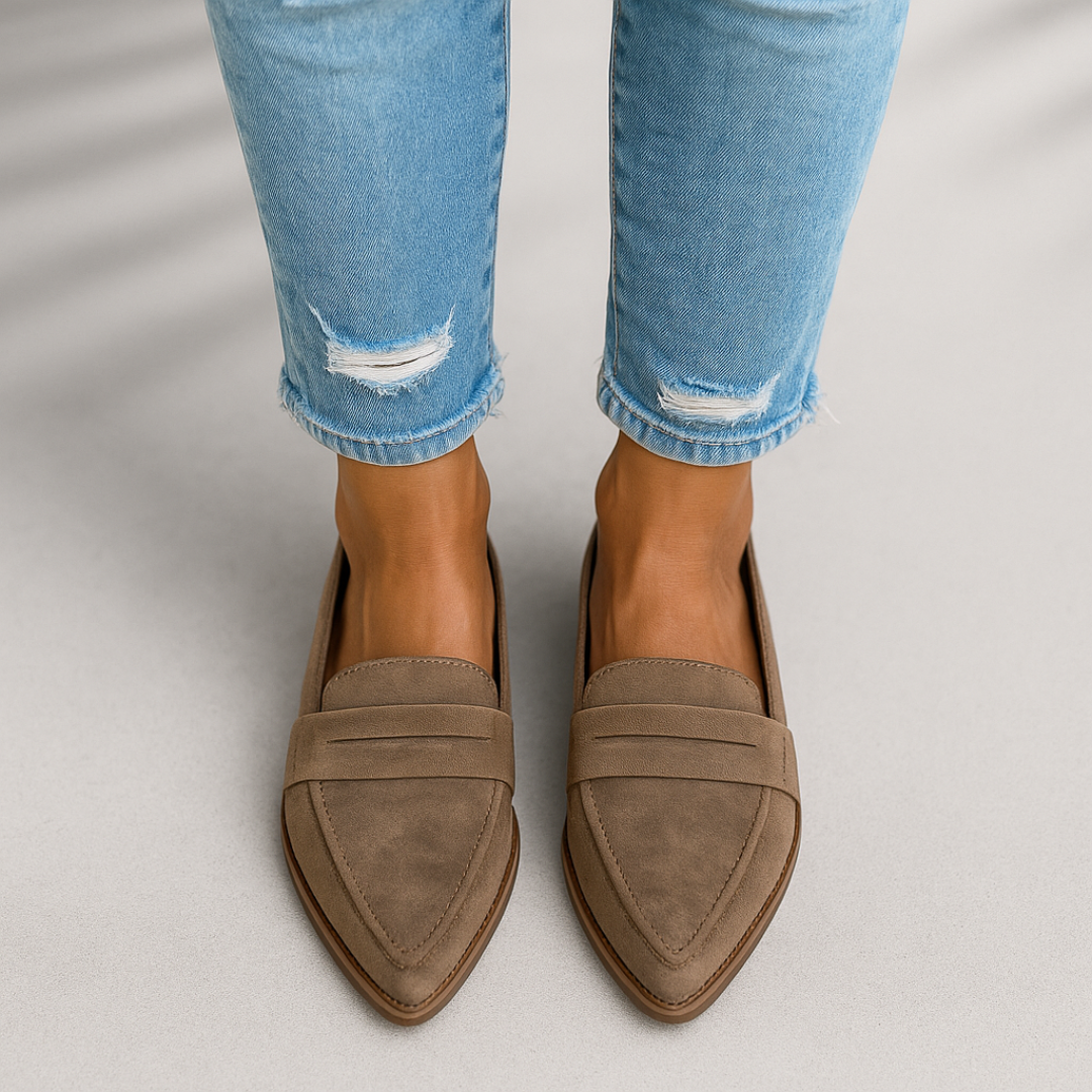 Kiara | Elegant Sleek Toe Loafers for Every Occasion - Image 1