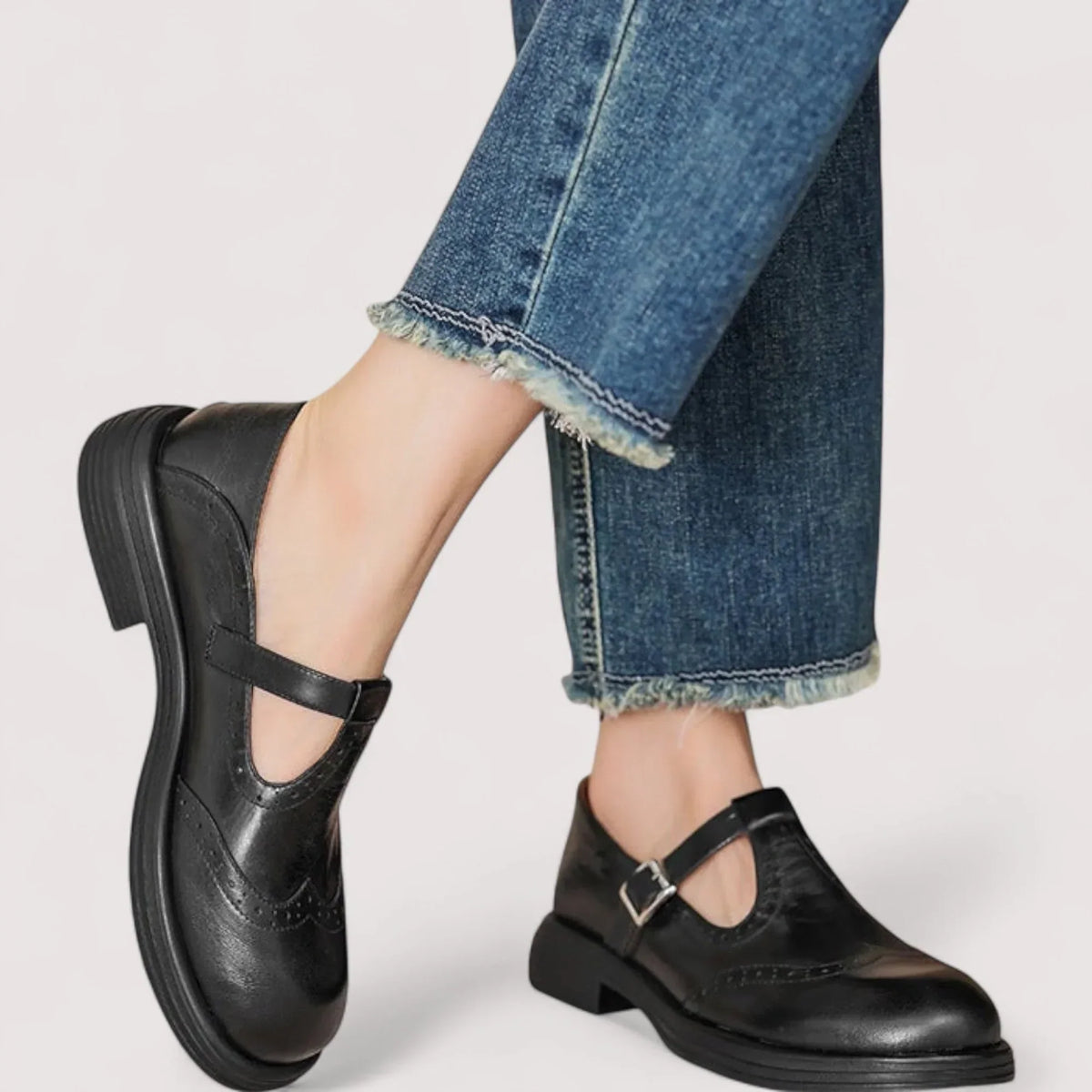 Orthopedic Mary Jane Shoes with Removable Supportive Insole and Adjustable Strap, Low Heel