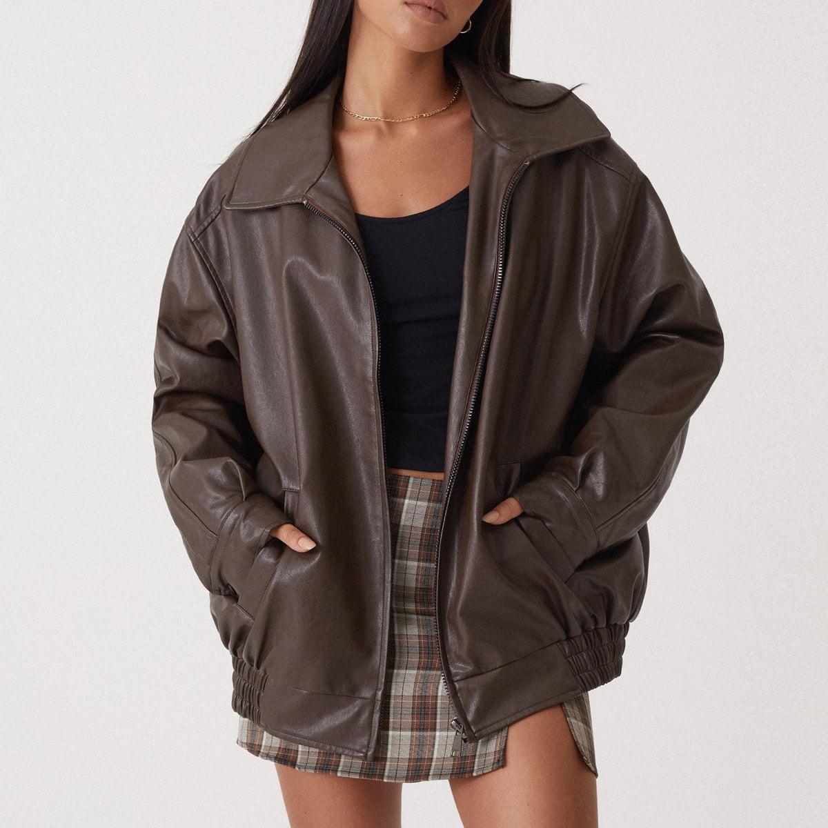 Relaxed Oversized Womens Jacket with Full Zip and Structured Collar, Casual Layering