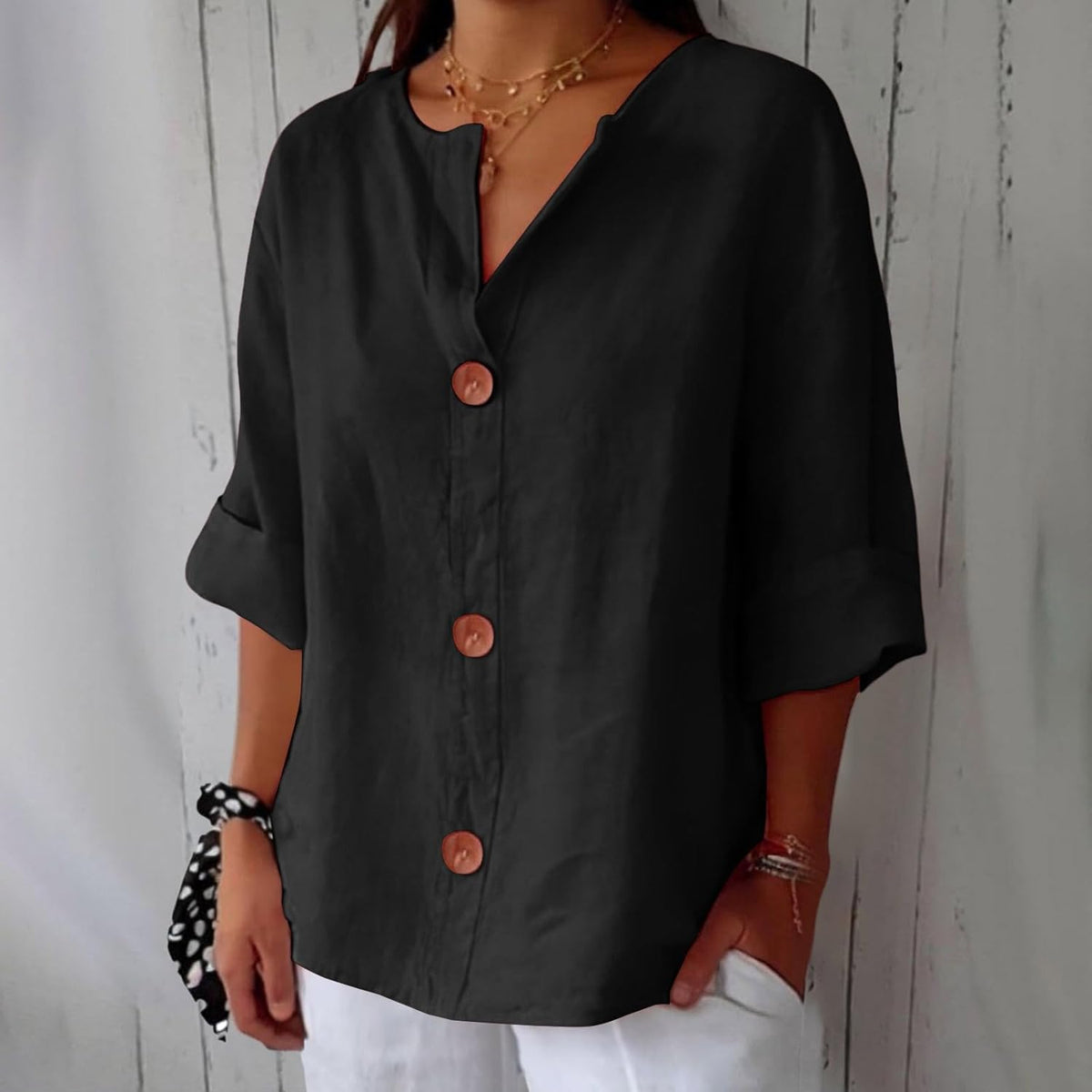 Lightweight Summer Blouse with Breathable Fabric and Relaxed Fit