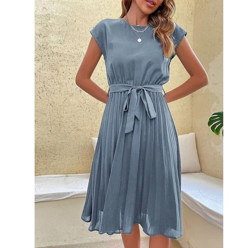 Pleated Midi Dress with Relaxed Fit for Summer Casual Wear