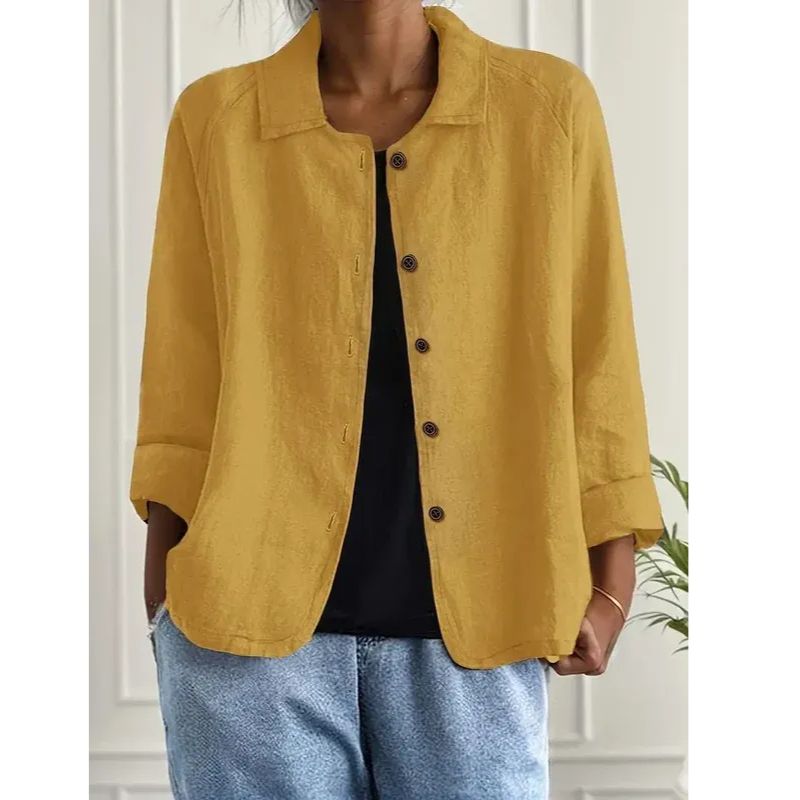 Lightweight Layer Top with Relaxed Fit and Classic Styling