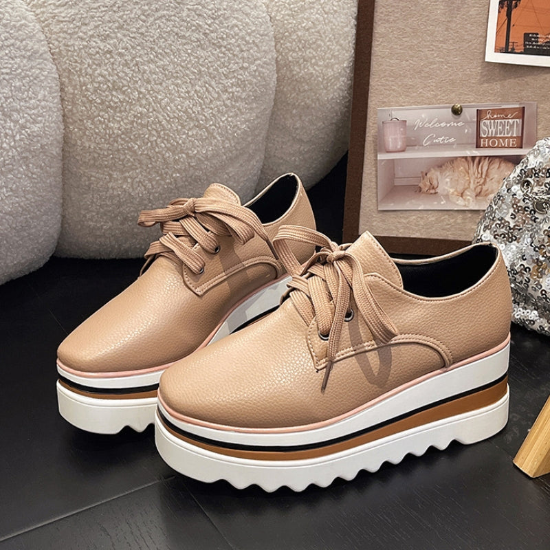 Orthopedic Sneakers with Removable Contoured Insole and Breathable Mesh Upper, Low-Profile