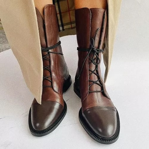 Womens Leather Ankle Boots with Lace-Up Fastening and Removable Insole