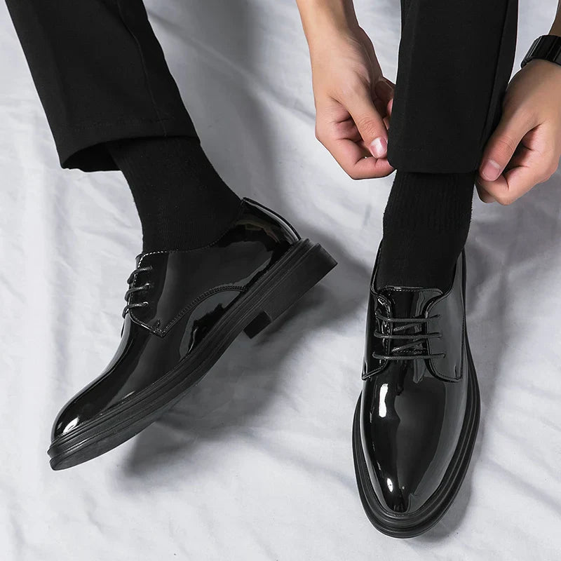 Mens Derby Dress Shoes with Lace Up Front and Cushioned Insole
