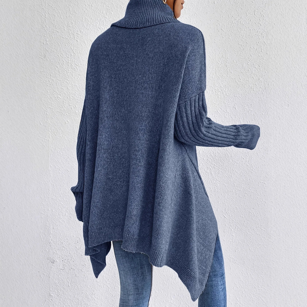 Cashmere Turtleneck Sweater with Oversized Fit and Folded Neckline - Soft Blend