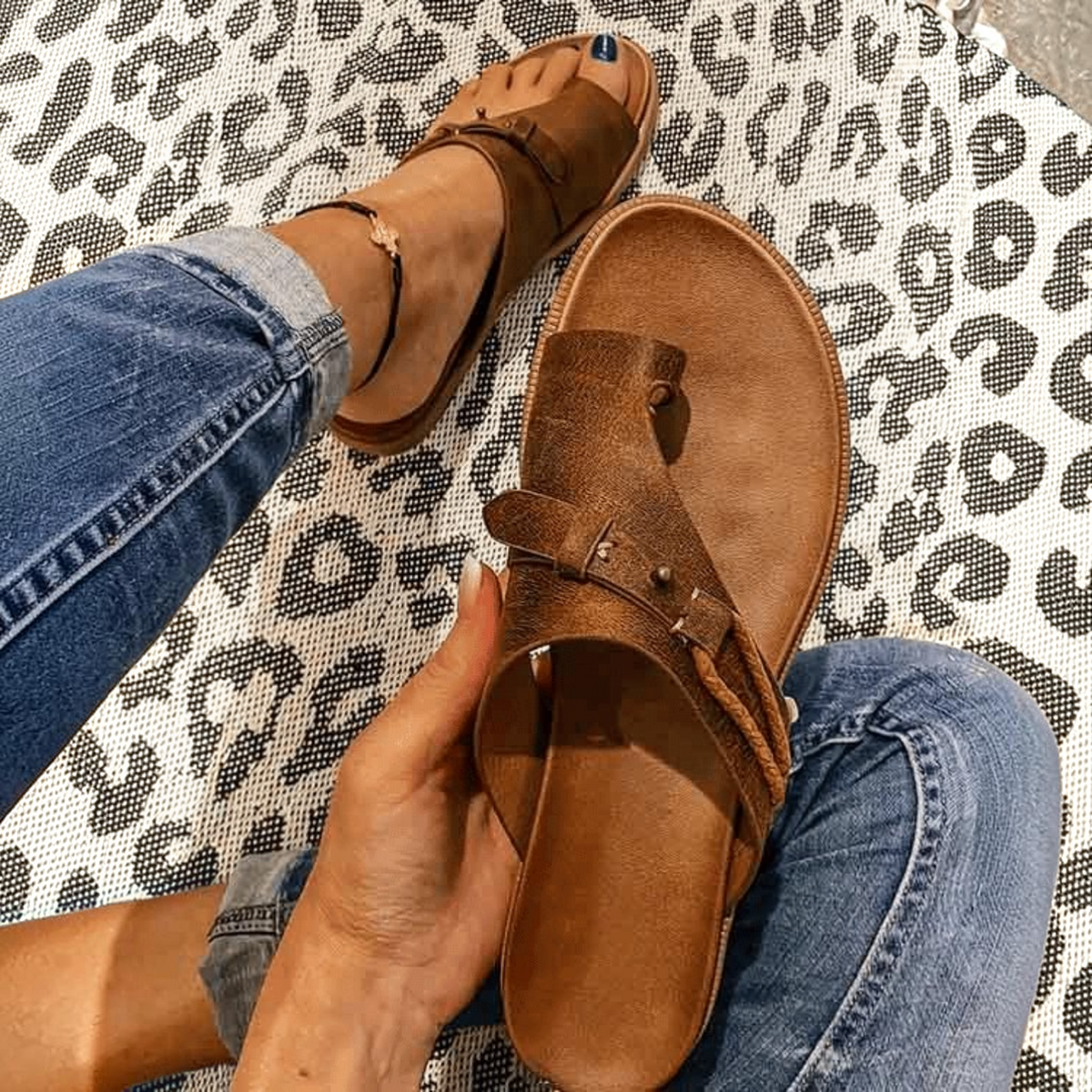 Womens Toe Loop Sandals with Padded Footbed and Flexible Rubber Outsole, Slip on Flat