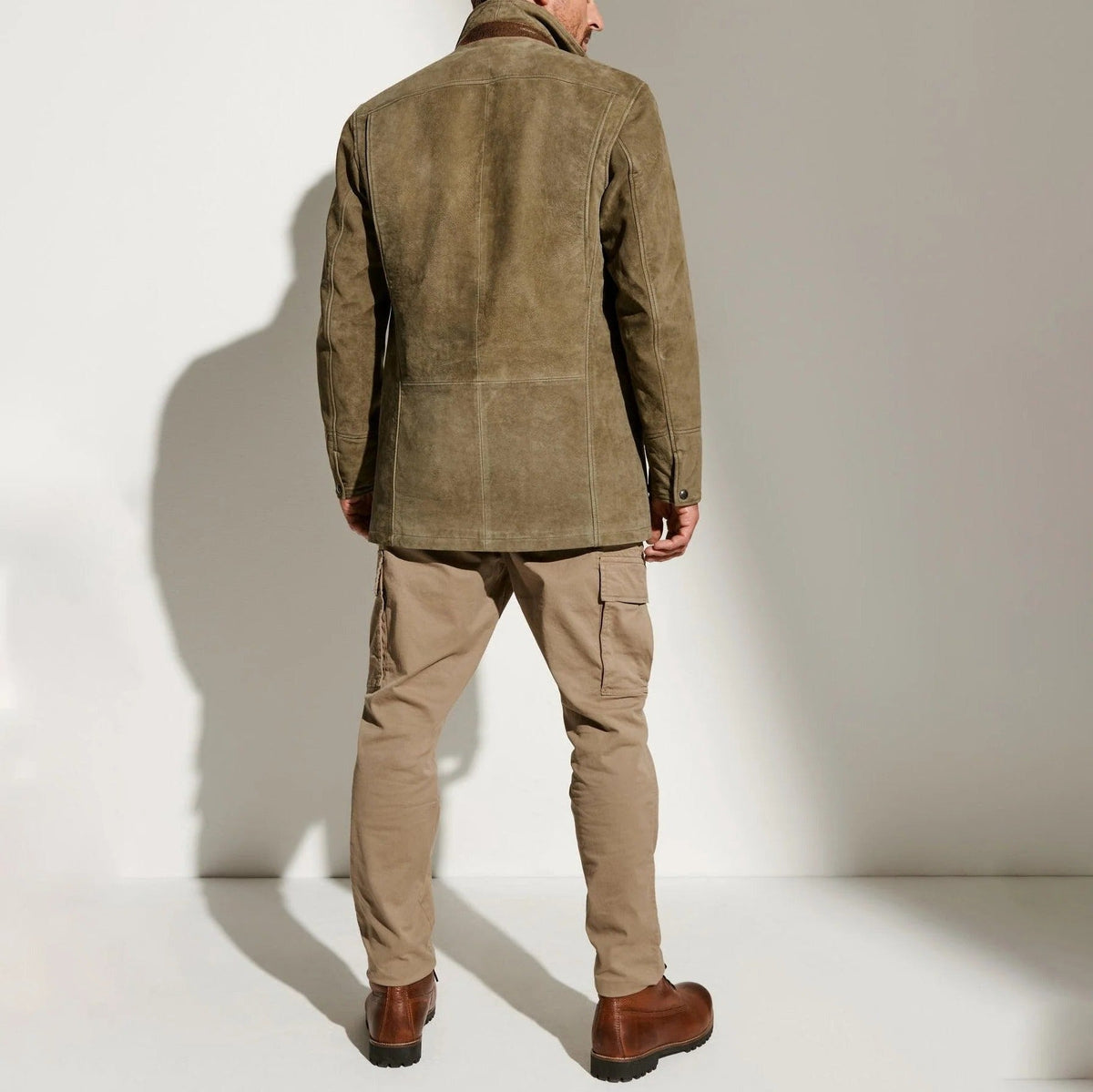 Mens Suede Jacket with Zip Front and Insulated Lining for Fall Winter