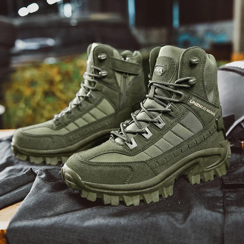 Insulated Tactical Winter Boots with Ankle Support and Thermal Protection