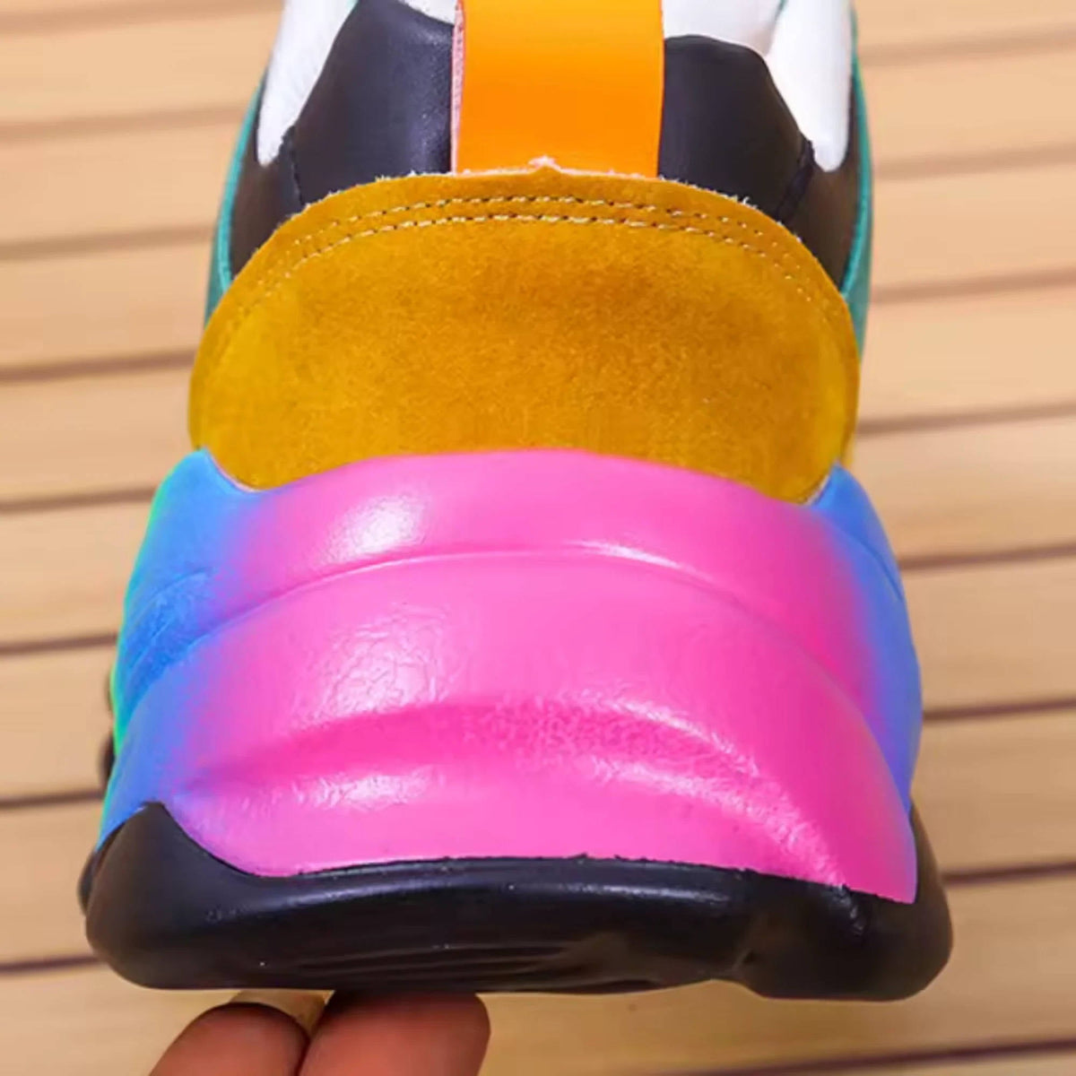 Walking Sneakers with Arch Support and Mesh Ventilation, Shock Absorbing Sole