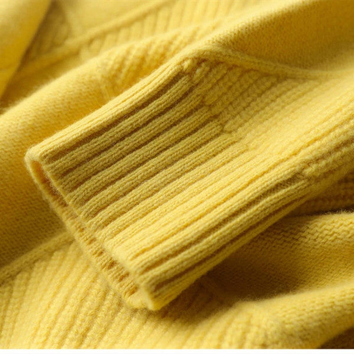 Women Long Sleeve Cashmere Knit Turtleneck Sweater with Ribbed Hem