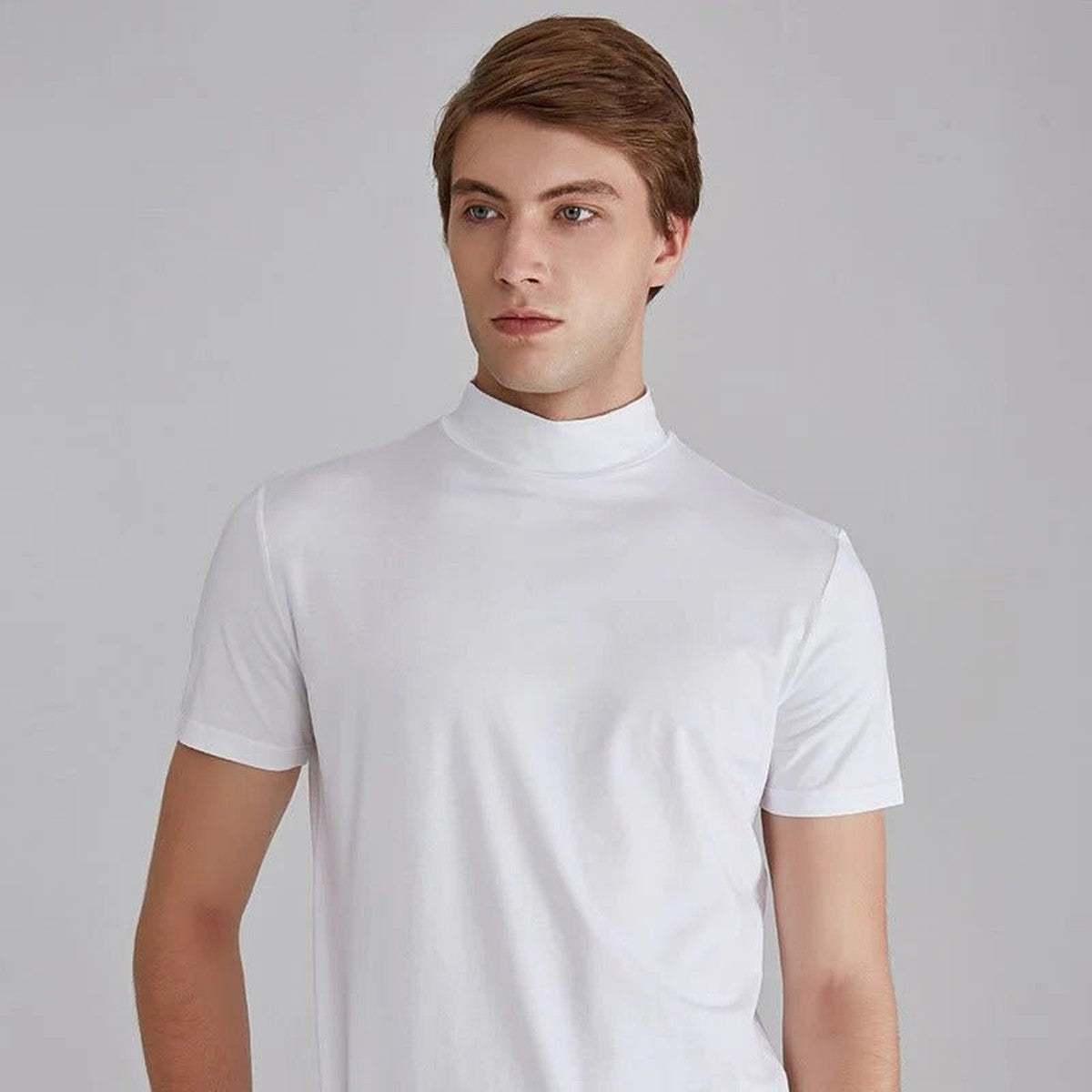 Men Short Sleeve Mock Neck T Shirt with Tailored Fit