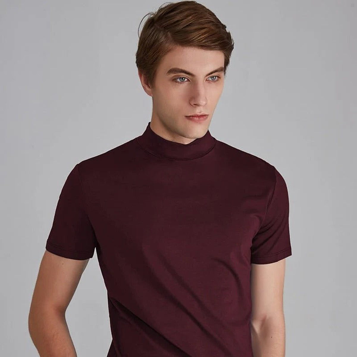 Men Short Sleeve Mock Neck T Shirt with Tailored Fit