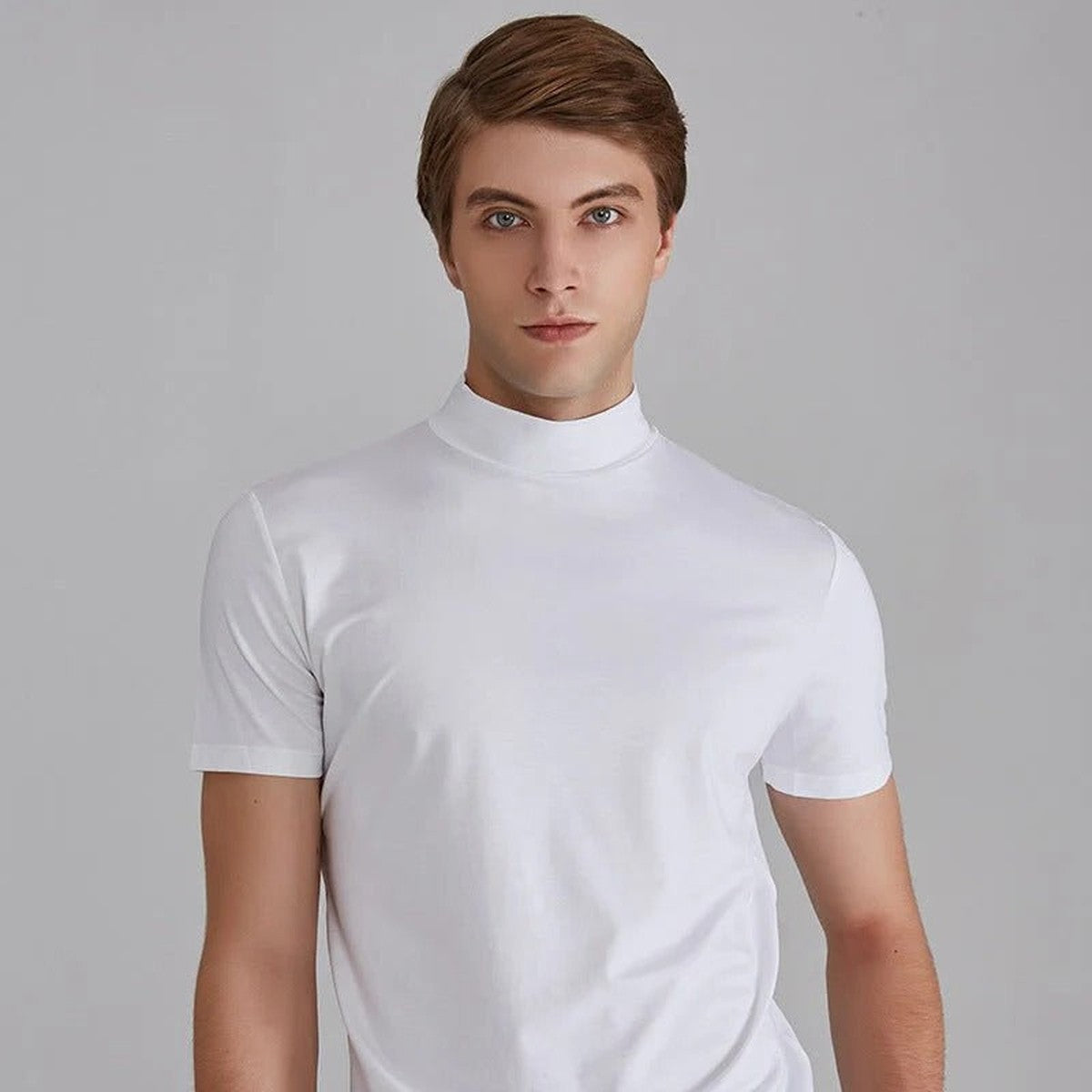 Men Short Sleeve Mock Neck T Shirt with Tailored Fit