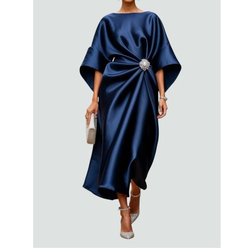 Formal Long Dress with Luminous Fabric and Sleeveless Design