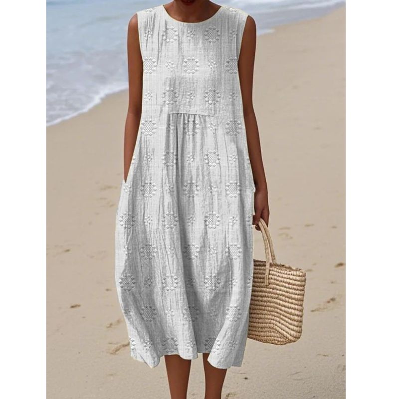 Womens Sleeveless Dress with Functional Pockets and Breathable Fabric
