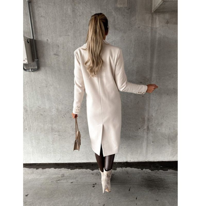 Womens Wool Winter Coat with Double-Breasted Button Front and Structured Shoulders
