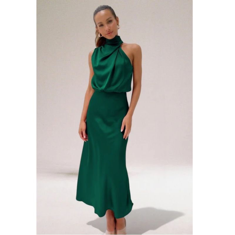 Halter Neckline Evening Dress with Luminous Fabric and Flowing Silhouette