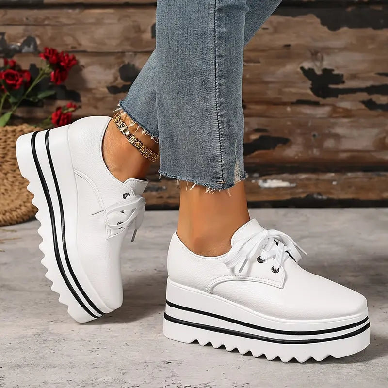 Orthopedic Sneakers with Removable Contoured Insole and Breathable Mesh Upper, Low-Profile