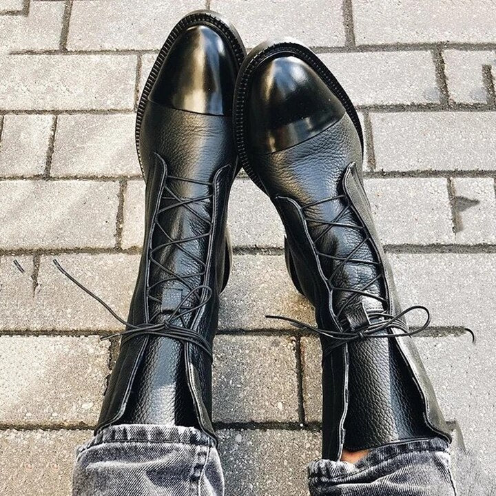 Womens Leather Ankle Boots with Lace-Up Fastening and Removable Insole