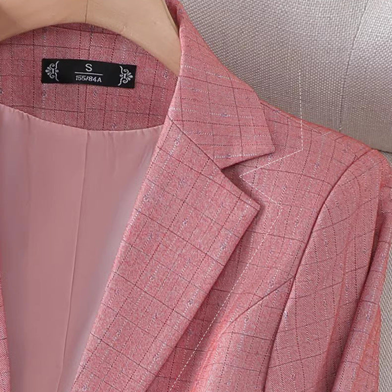 Womens Blazer with Grid Pattern and Structured Silhouette