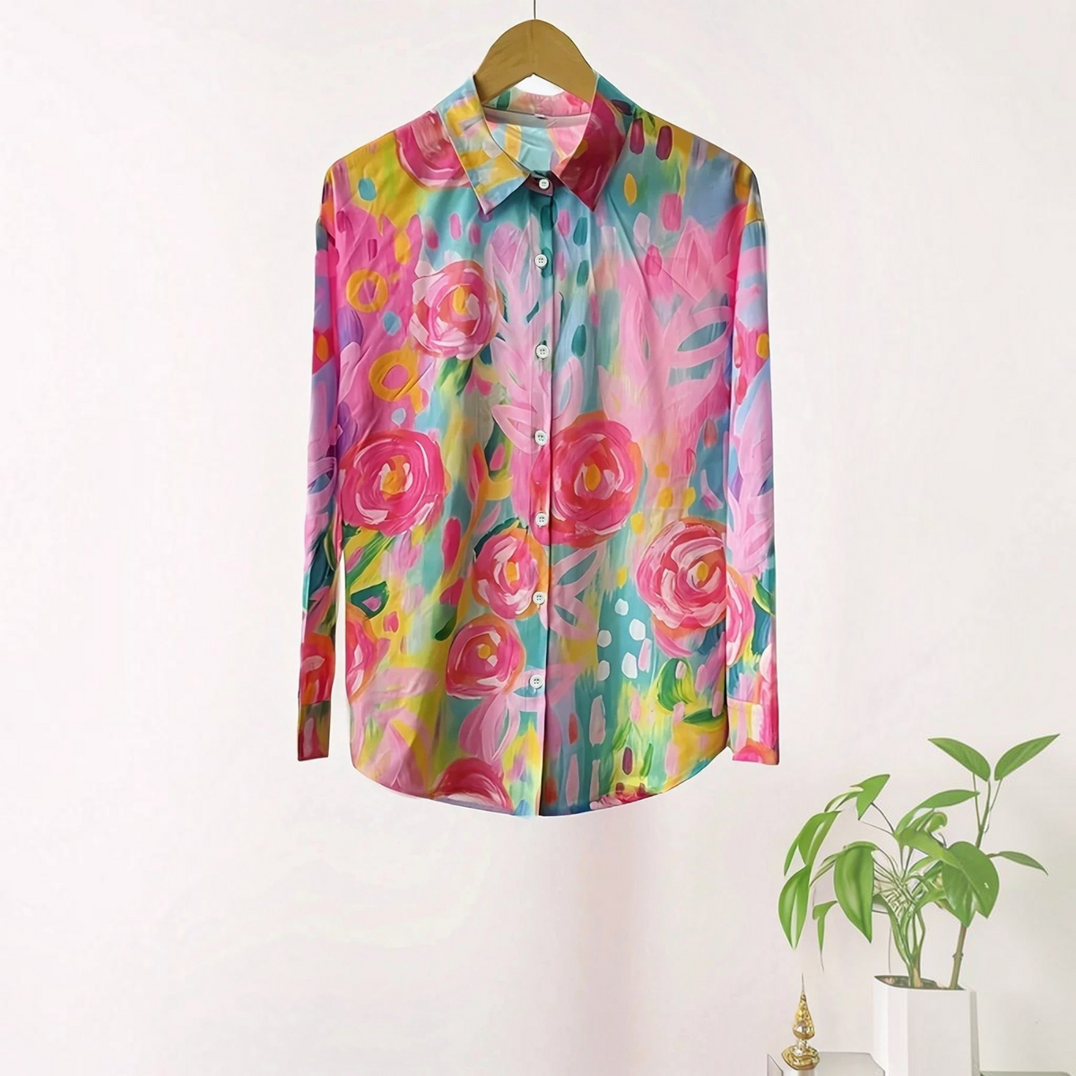 Relaxed Fit Blouse with Vibrant All-Over Print and Long Sleeves