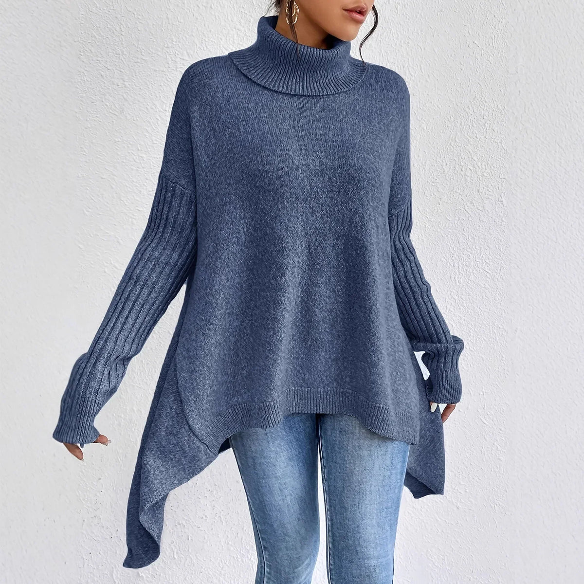 Cashmere Turtleneck Sweater with Oversized Fit and Folded Neckline - Soft Blend