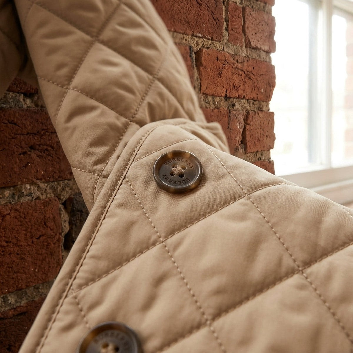 Quilted Puffer Jacket for Women with Snap Button Closure and Flap Pockets