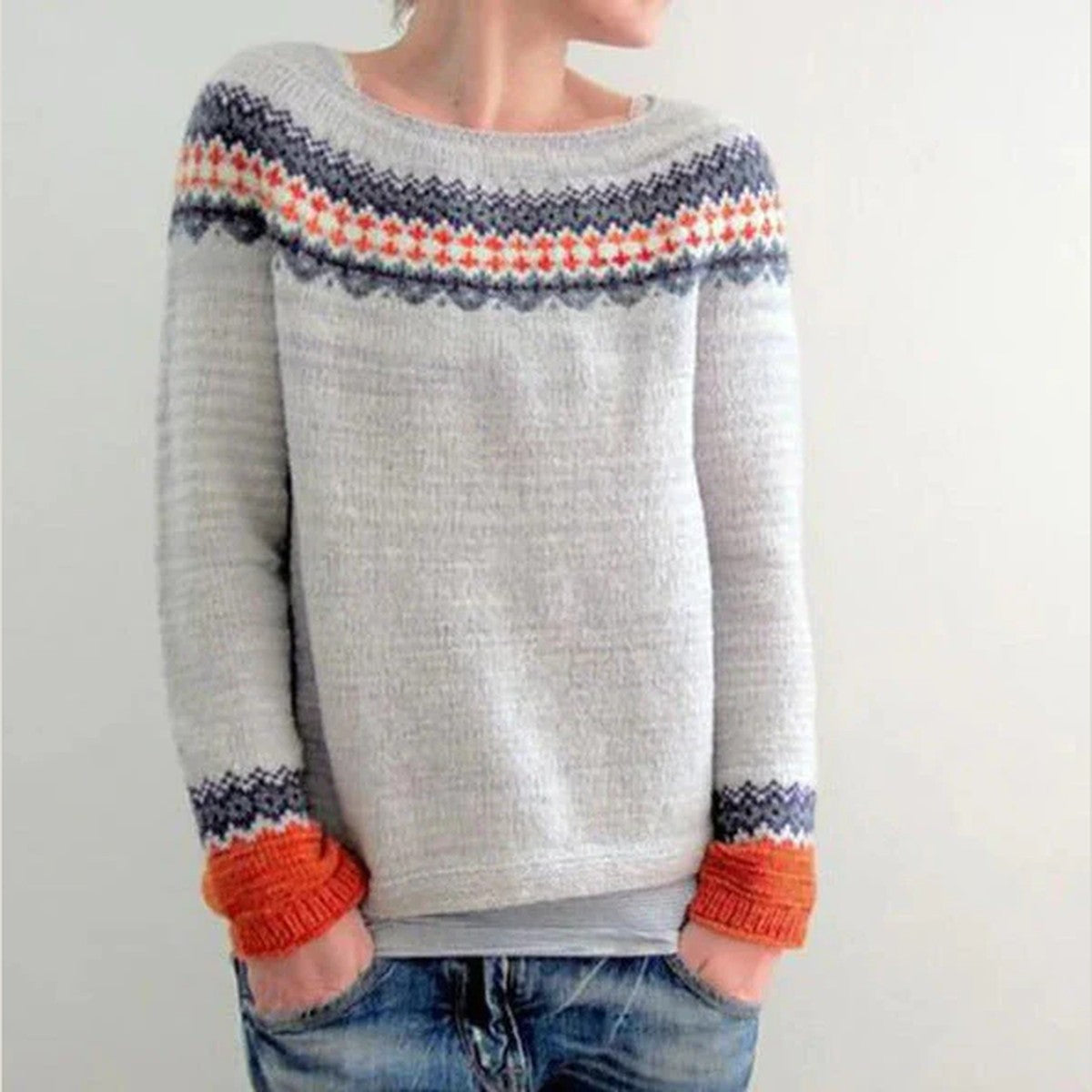 Retro Fair Isle Knit Pullover Sweater with Crew Neck and Long Sleeves