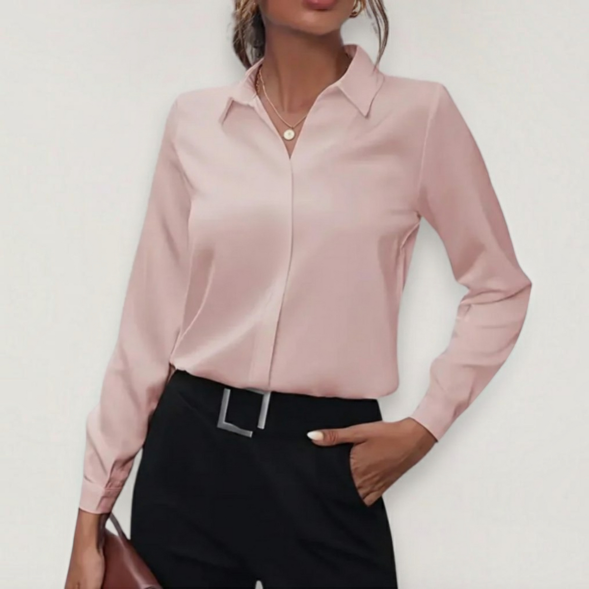 Button-Up Blouse with Classic Collar and Tapered Waist, Machine Washable